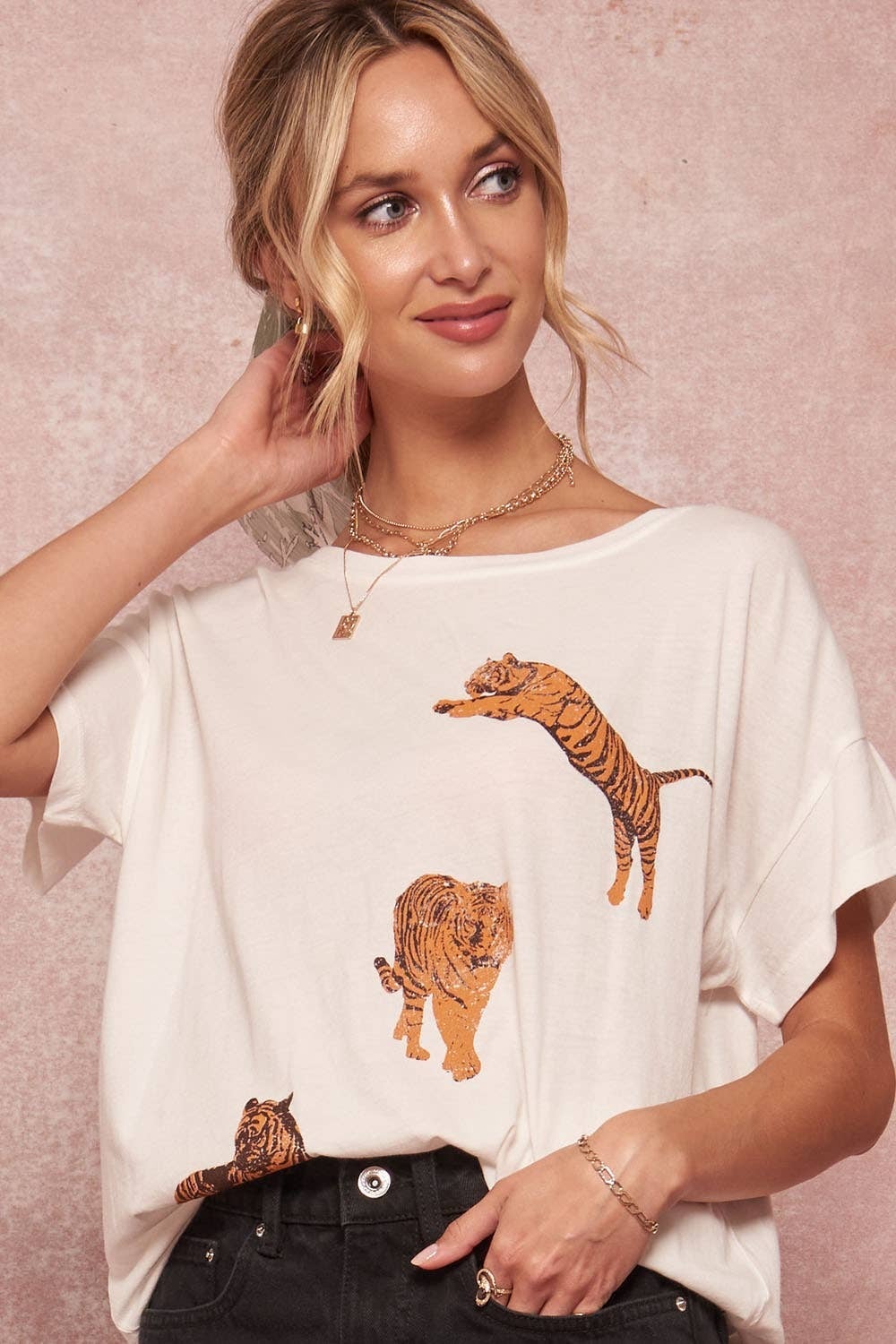 **PRE-ORDER** Tiger Vintage Washed Tee Vintage Canvas Brand Ivory with 3 Tiger Distressed Print Small